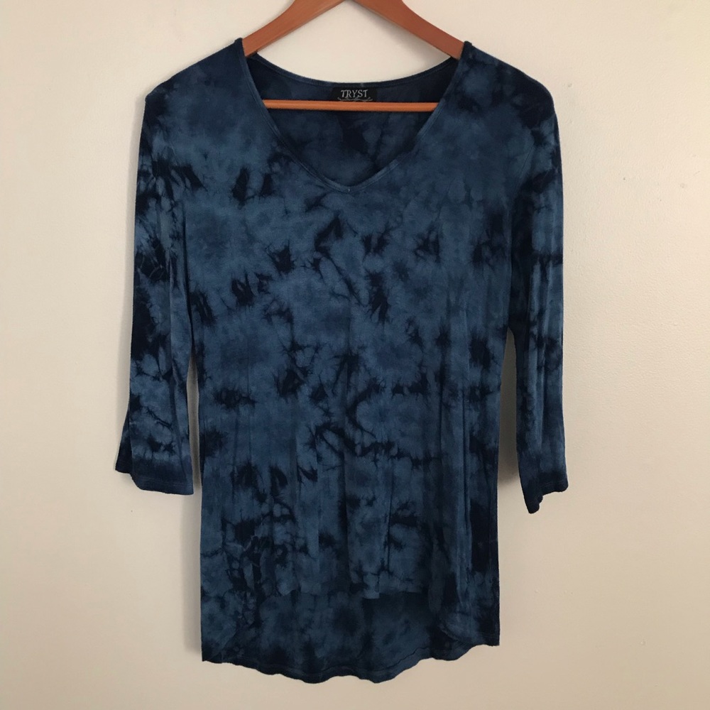Tryst tie dye 3/4 sleeve shirt